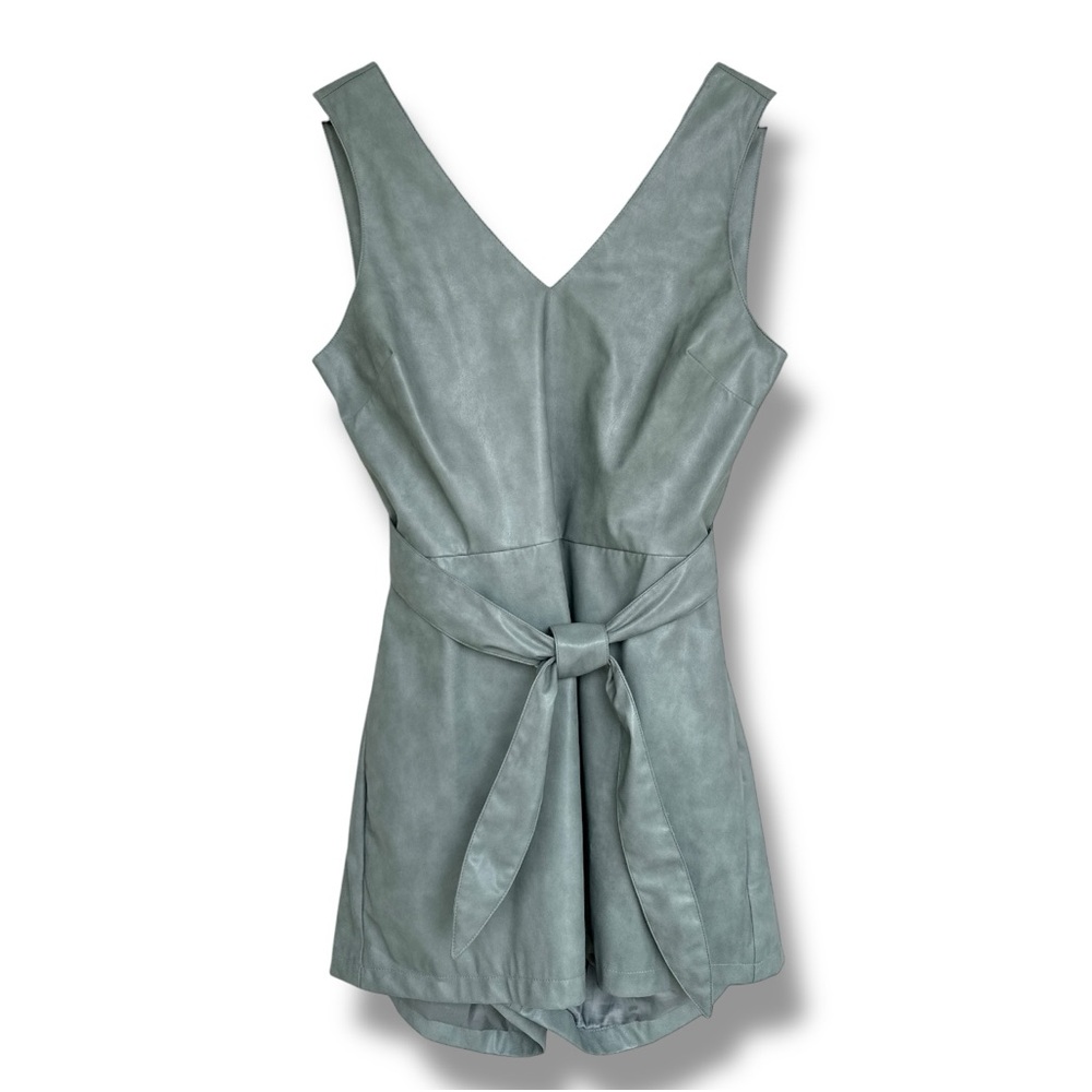 Anthropologie Avec Les Filles Cross Back Faux Leather Romper Size Small - Picture 2 of 12
